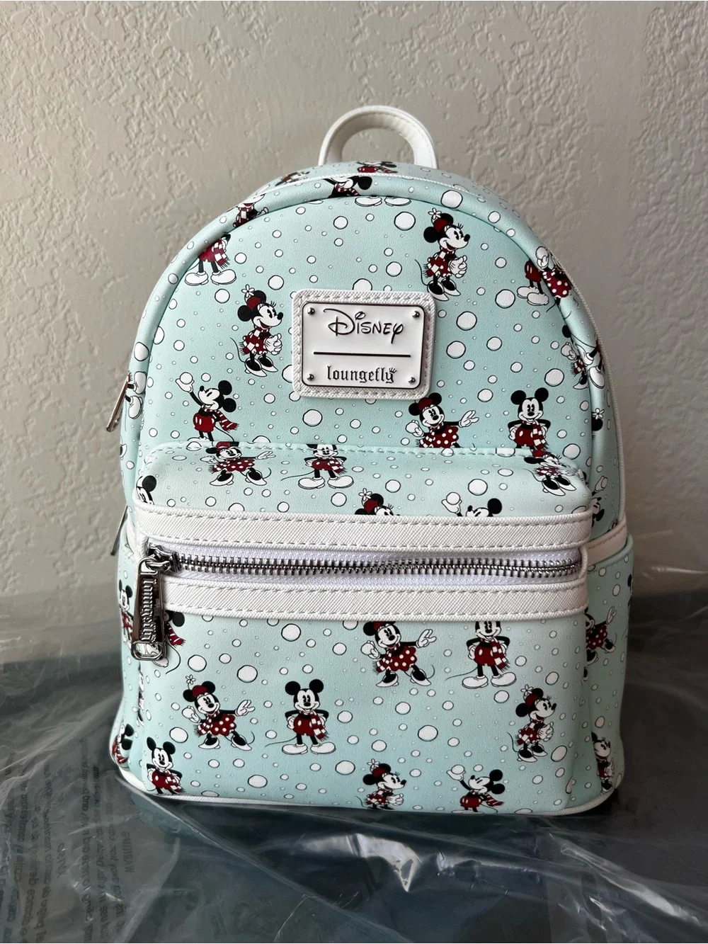 NWT Loungefly Disney Mickey & Minnie Mouse Snowball Fight AOP Mini Backpack